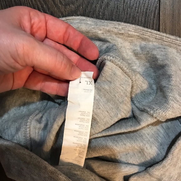 Fabletics Grey Ribbed Lleggings - Picture 3 of 4